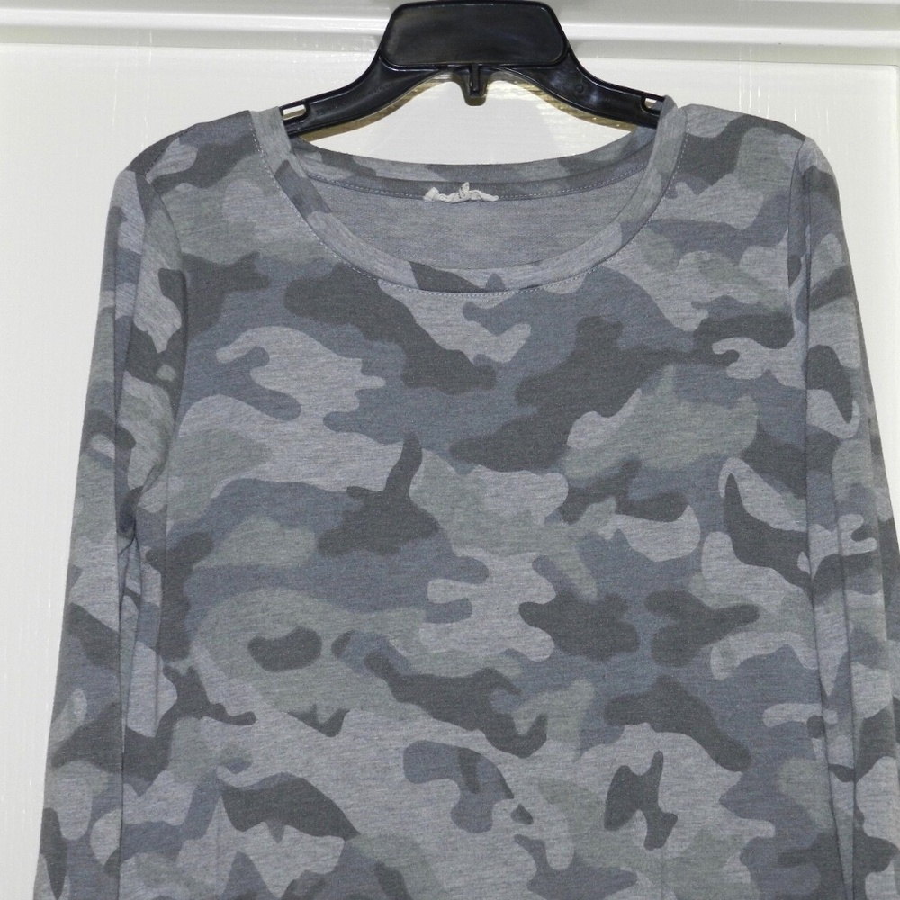 Jane and Delaney Sweatshirt Dress Camo M - Picture 2 of 8